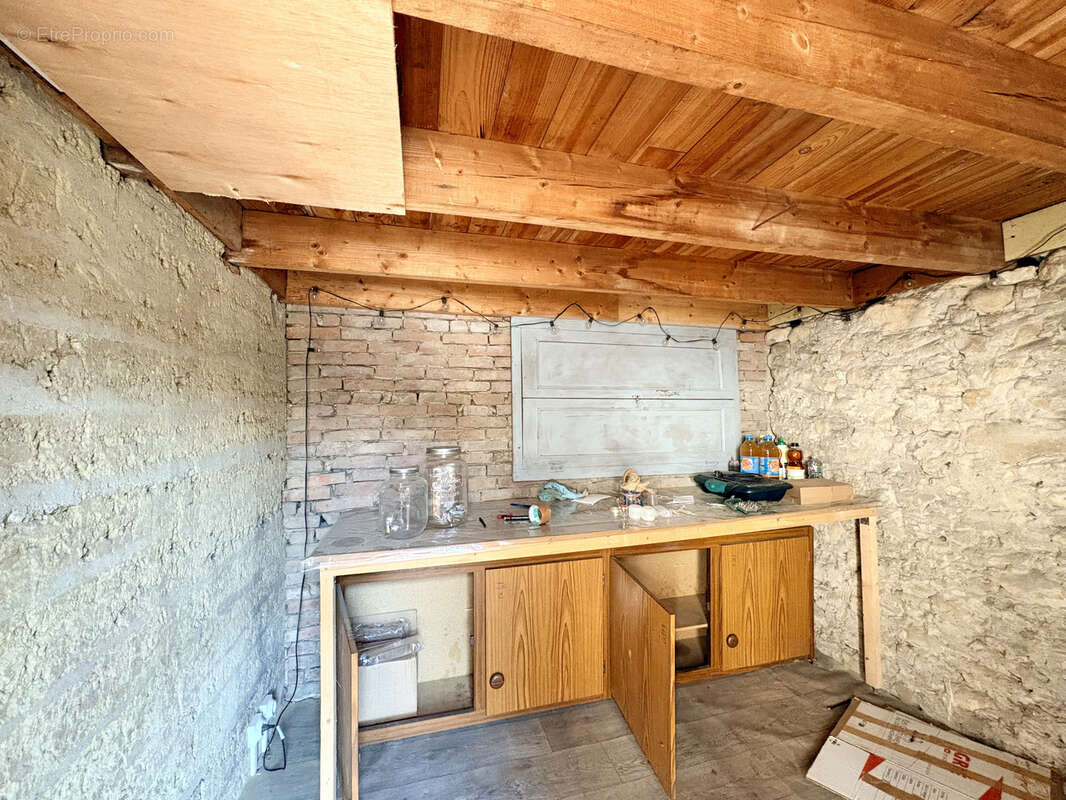 Ensemble immobilier au cœur du village de Saint Geoire en Valdaine - photo 13