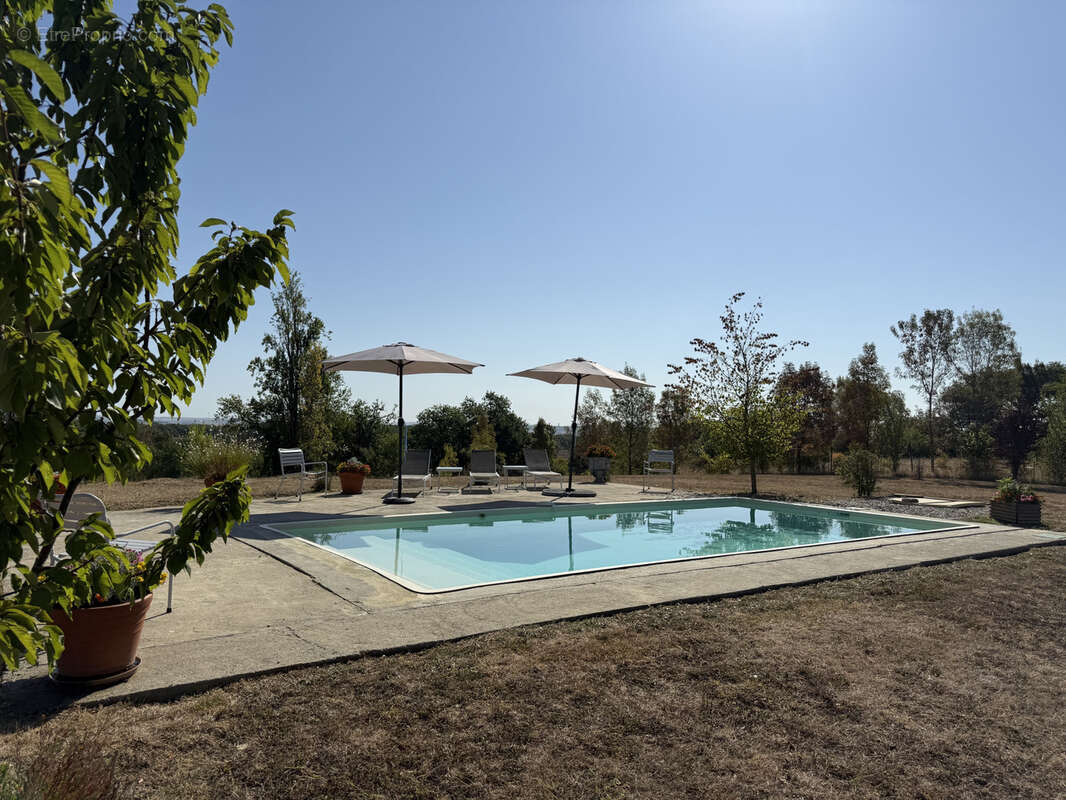 Maison de campagne avec piscine et vue dominante proche de Valence sur Baise - photo 16