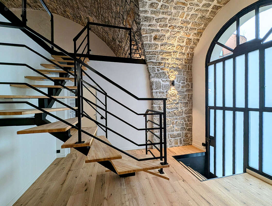 Appartement à AIX-LES-BAINS