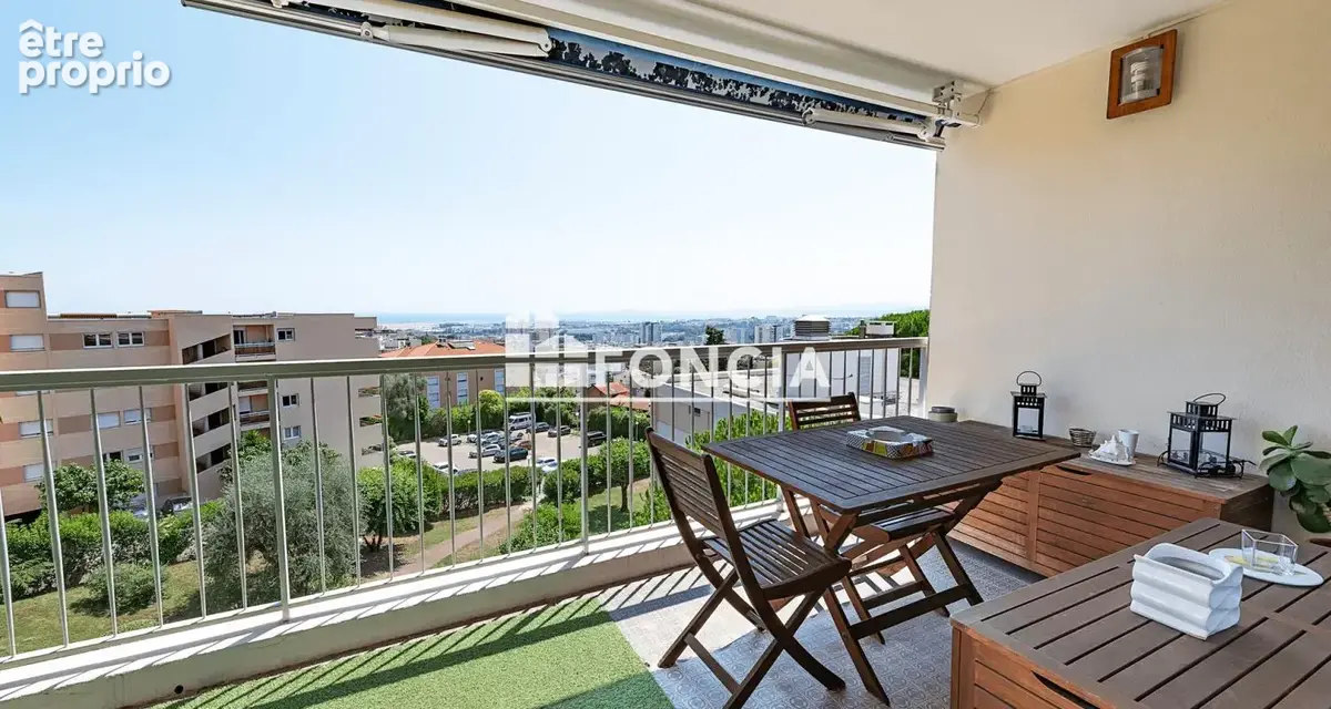 Nice corniche fleurie dans residence securise avec piscine et jardins, 4 pieces vue mer, cave poss. garage en sup - photo 6