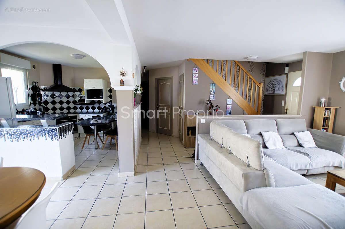 A VENDRE   GUIPRY-MESSAC   Maison individuelle de 2004, 4 chambres, 112 m2 habitables - photo 7