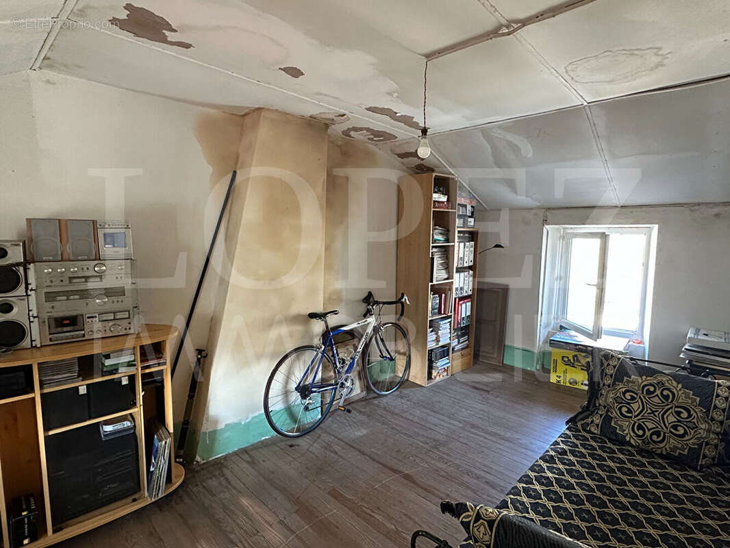 Maison à LABASTIDE-ROUAIROUX