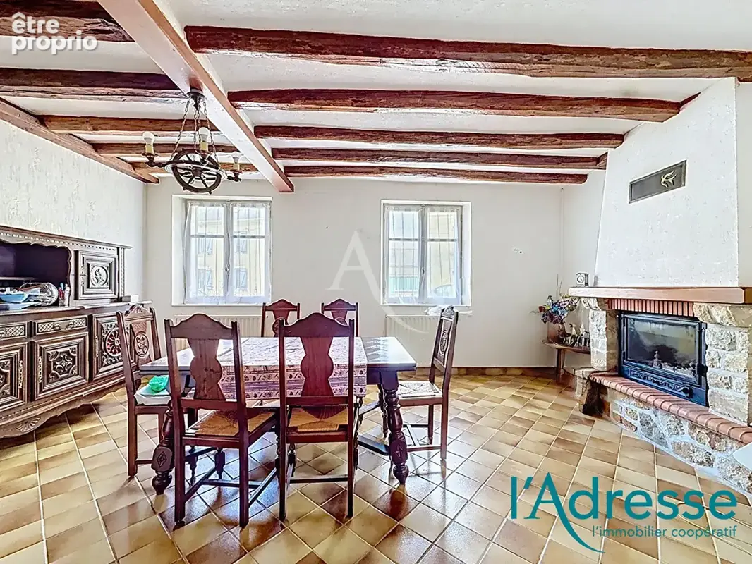Maison 6 pièces 133 m² à vendre à Meslay-Du-Maine (53170) - photo 2
