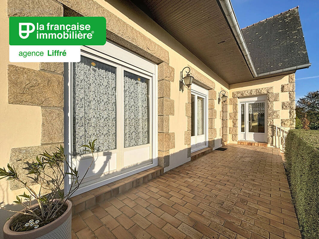 Maison à LIFFRE