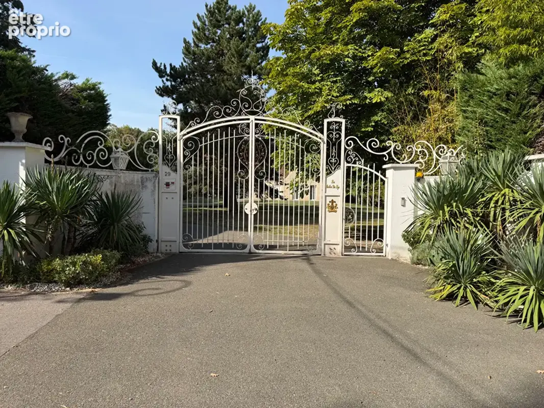 Domaine du lys ? villa familiale 7 pièces ? 238 m² ? terrain de 2 600 m² - photo 5
