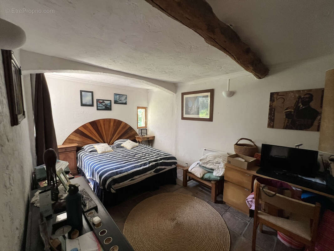 Maison à SAINT-JEANNET