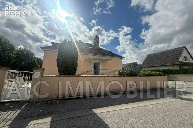 Maison 4 pièces 107 m² à vendre à Alencon (61000) - photo 2