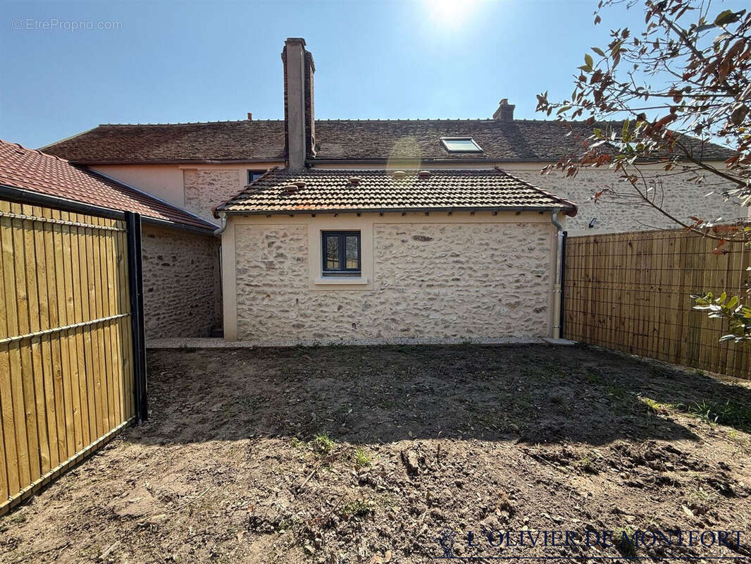 Maison à MONTFORT-L'AMAURY