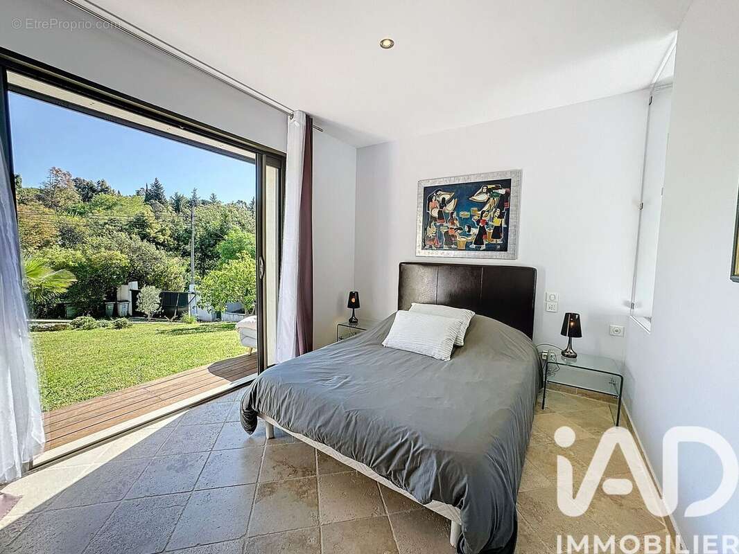 Photo 9 - Maison à GRIMAUD