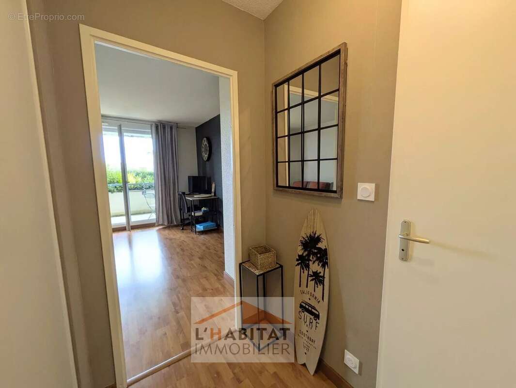 Appartement à FROUZINS