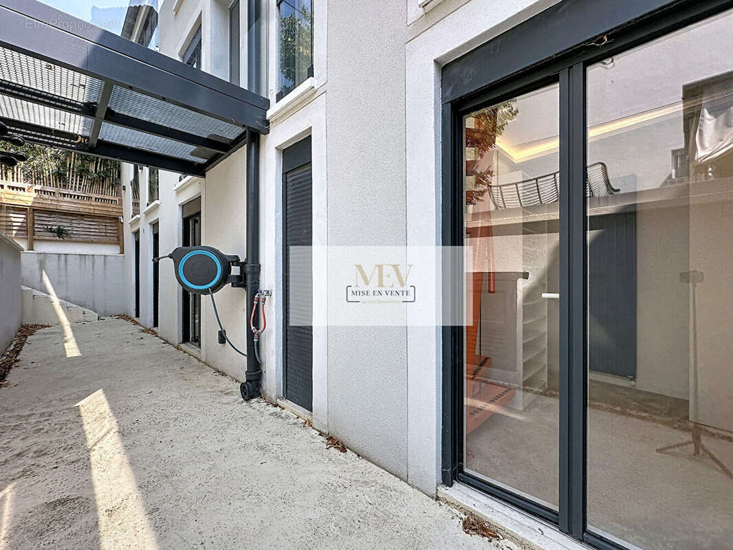 Maison de charme rénovée et agrandie 120 m² - prestations haut de gamme - terrain 293 m² - photo 14