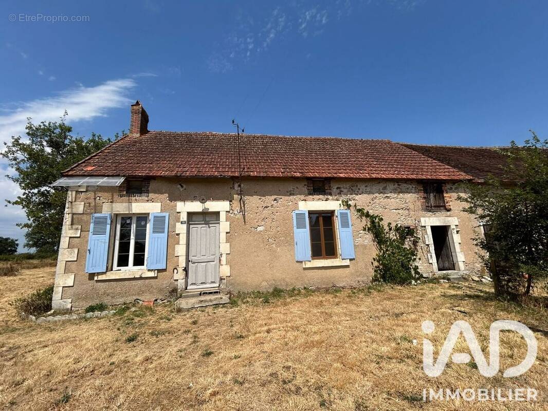 Photo 1 - Maison à LIGNAC