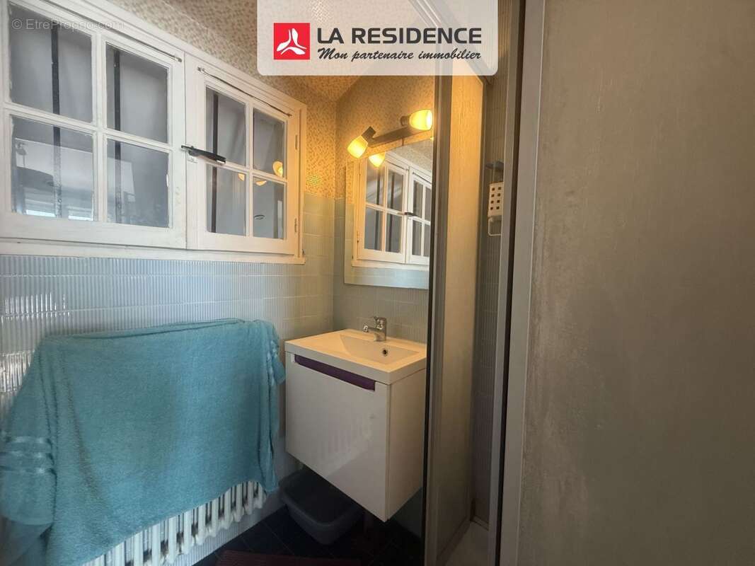 Maison à BENNECOURT