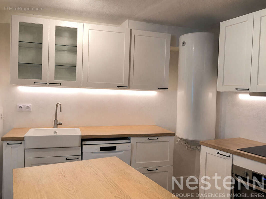 Exclusivité à Bormes-les-Mimosas : Superbe appartement 2 pièces avec terrasse et garage - photo 13