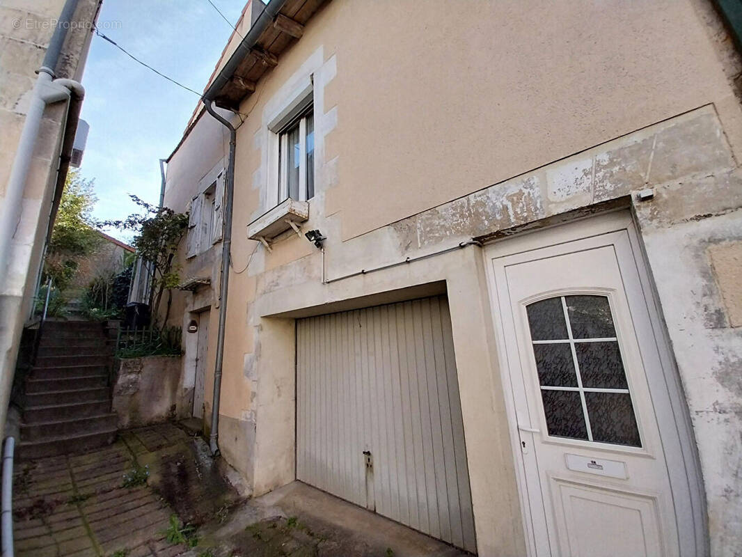 Maison à POITIERS