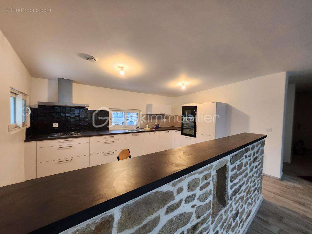 Maison à GRAND-CHAMP