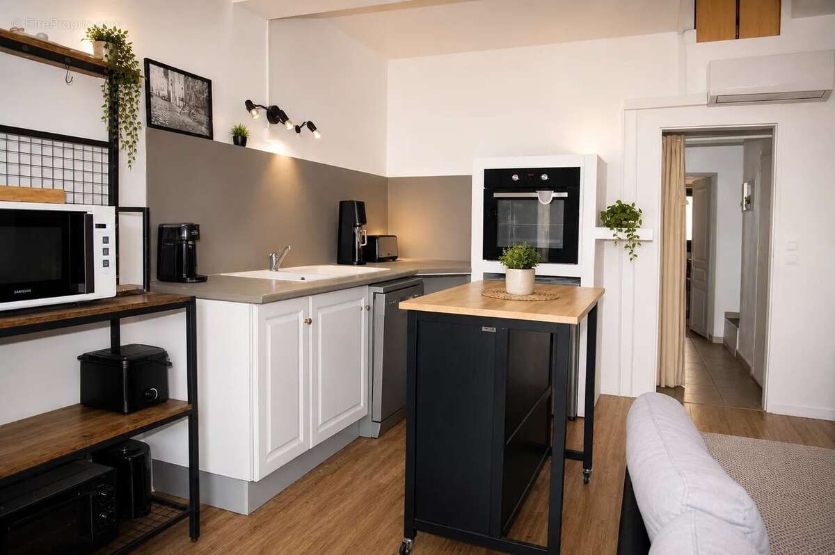 Draguignan-duplex t3 60 m²- dernier étage rénové-vendu meuble -cave - photo 2