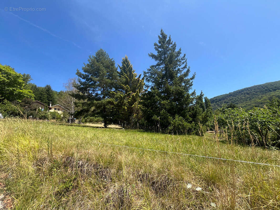 Terrain 712m² à ambérieu-en-bugey - photo 2