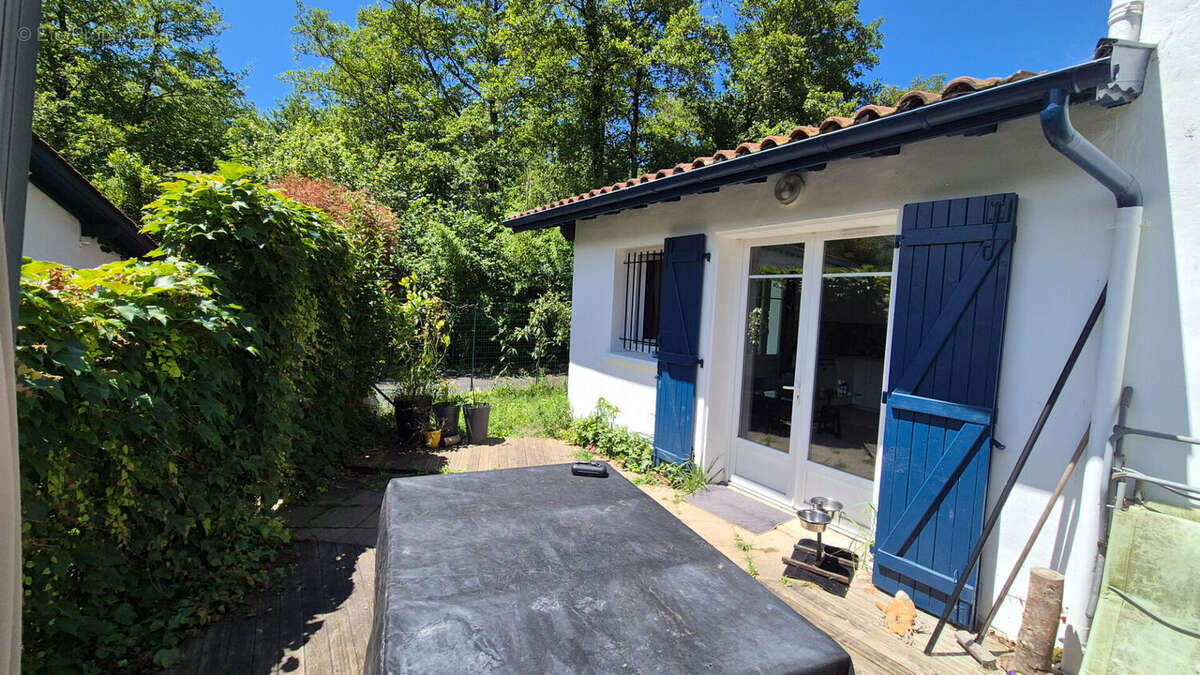 Appartement à URRUGNE