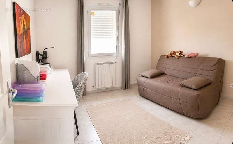 Appartement à CHATEAURENARD