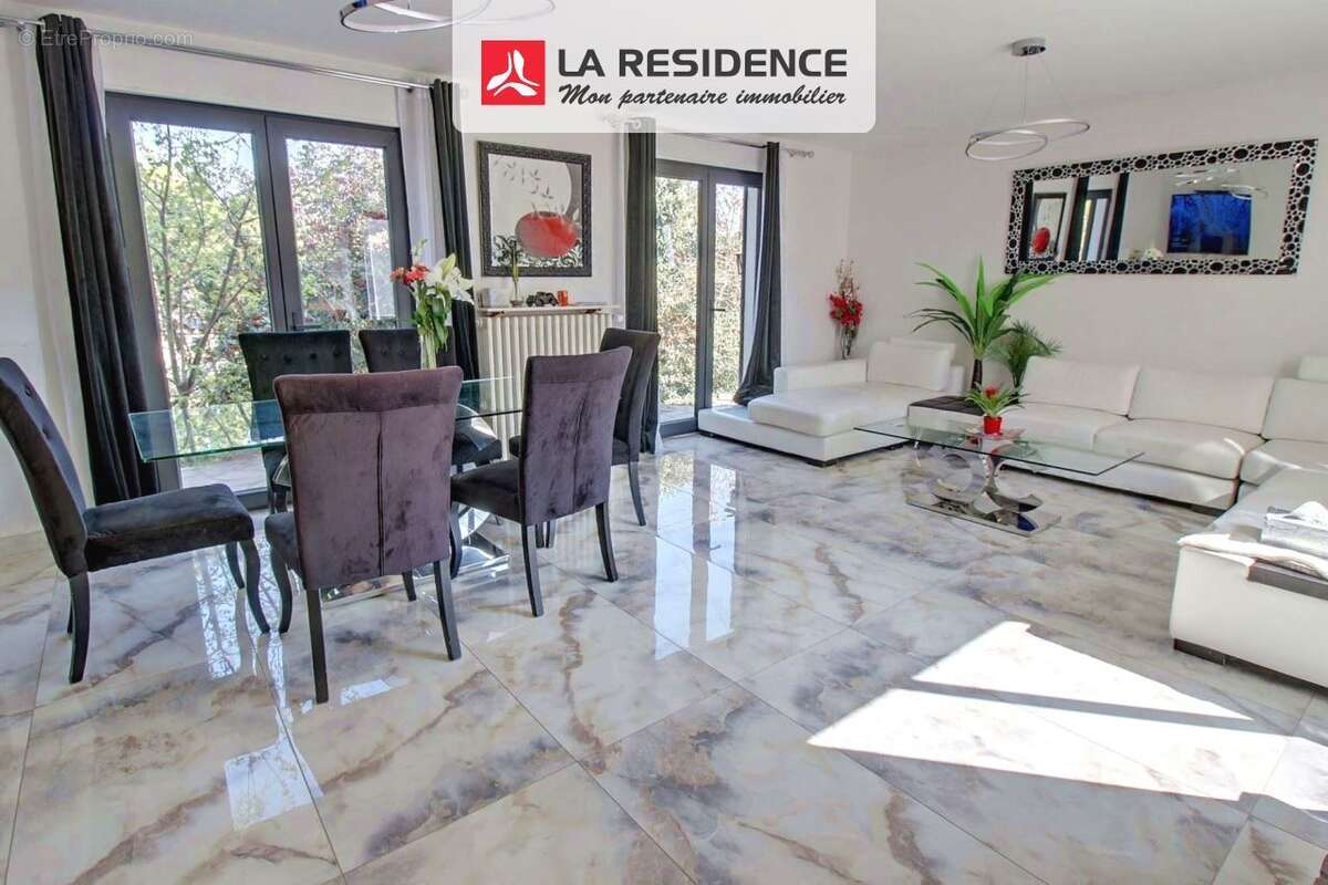 Maison à CONFLANS-SAINTE-HONORINE