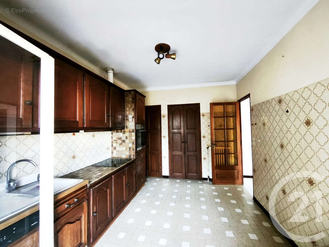 Maison 152 m² à La Garde  - photo 6
