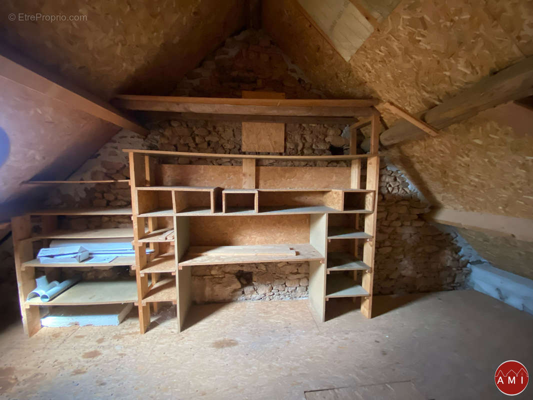 Maison à COURCELLES-FREMOY