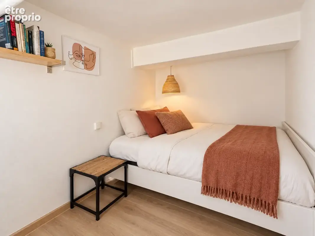 Vieux-nice   3 pièces de caractère   68 m2 utiles - photo 8