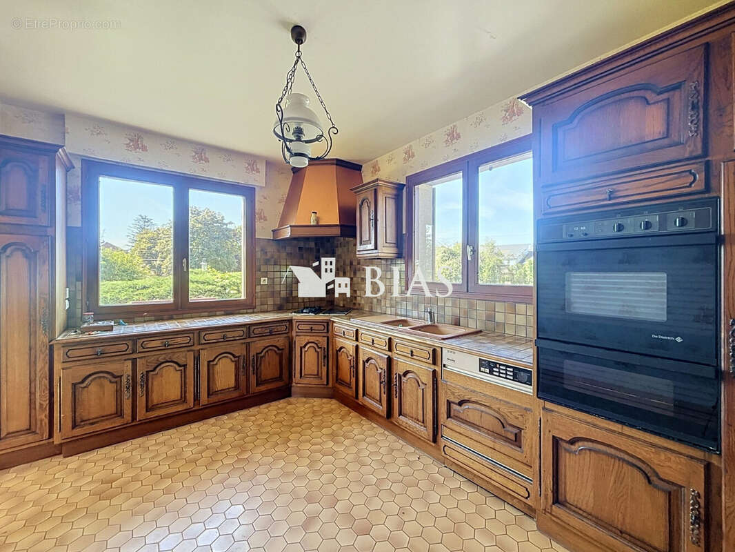Maison 225 m² à Daubeuf-La-Campagne  - photo 8