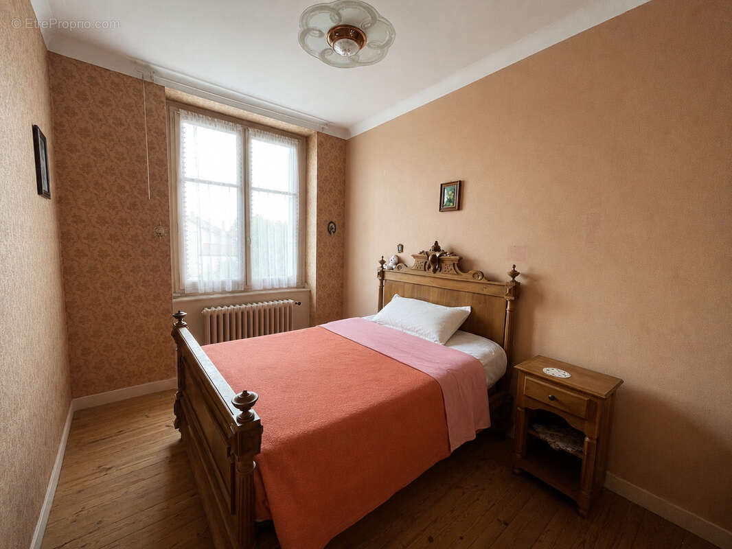 Maison en pierre mitoyenne Sainte-Sigolène - photo 11