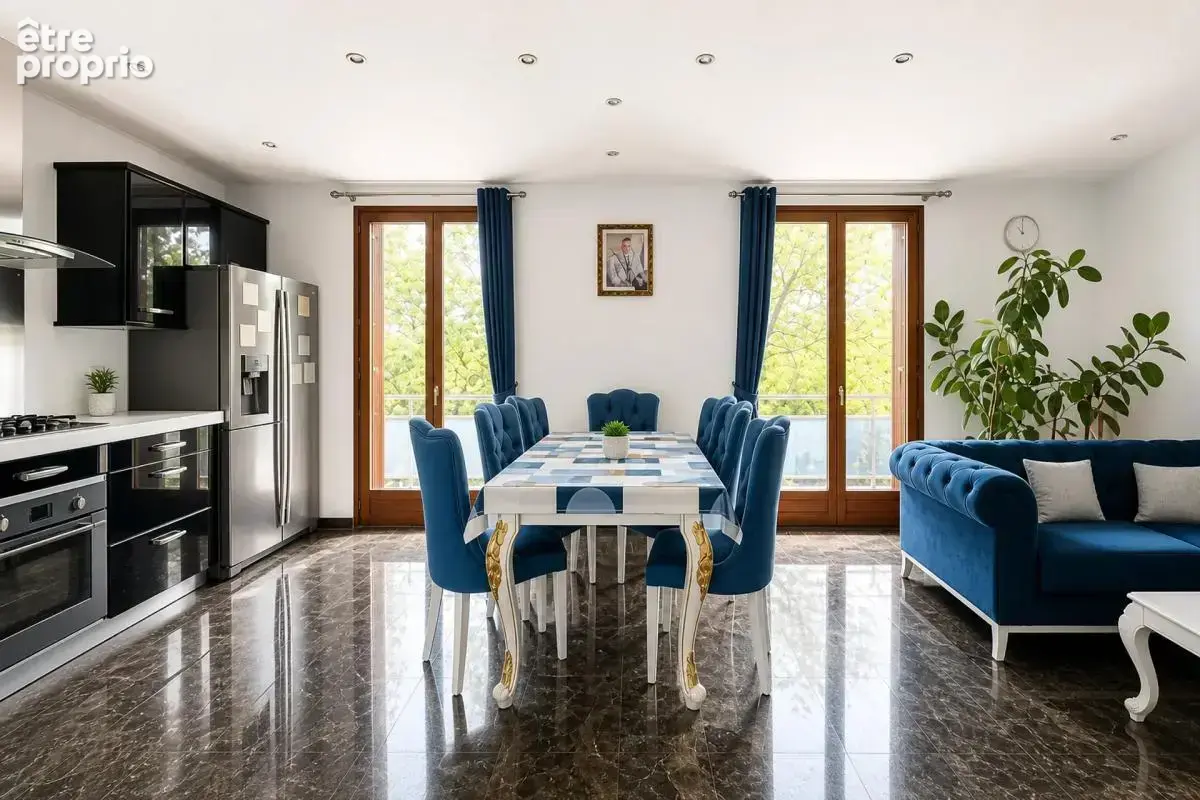 Appartement à LES PAVILLONS-SOUS-BOIS
