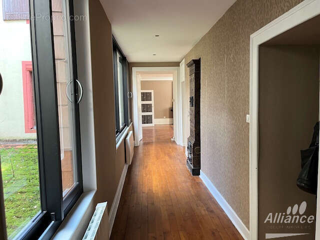 Appartement centre-ville Montbéliard avec garage et terasse - photo 2
