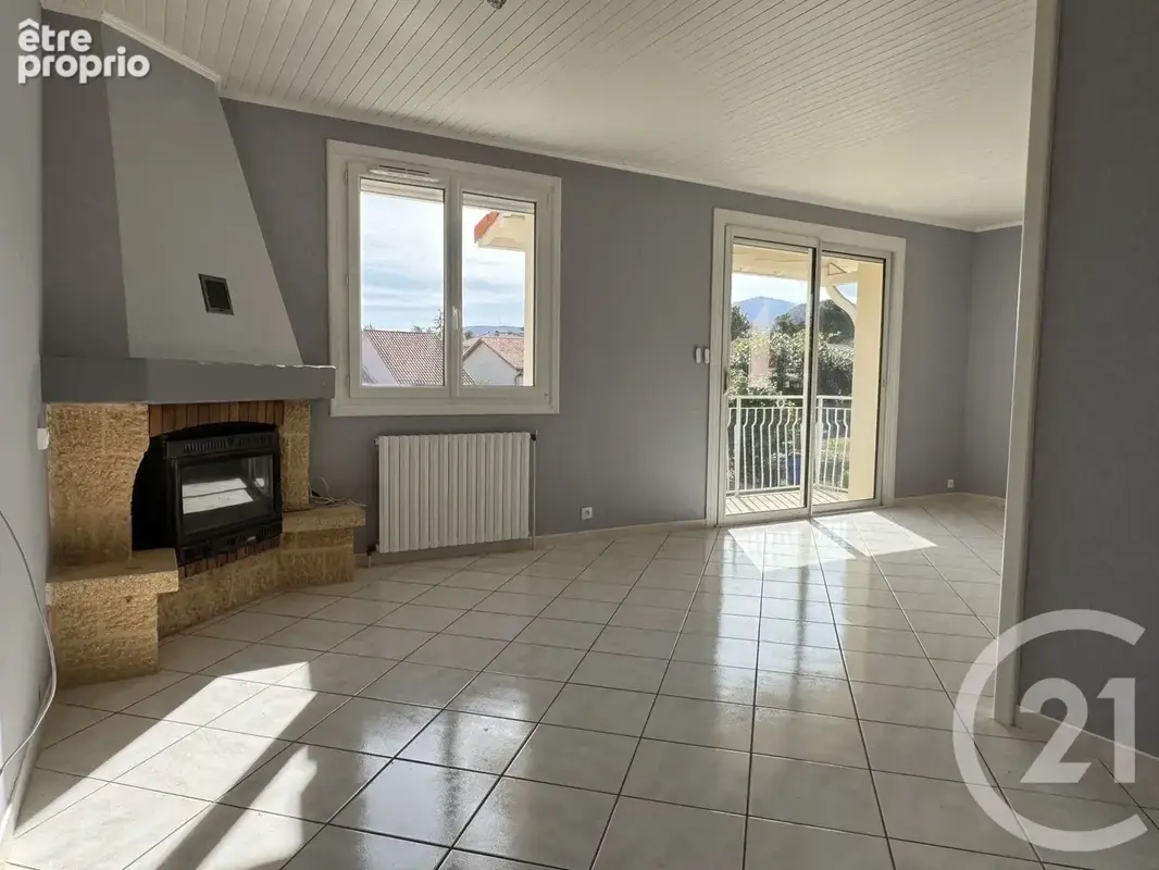 Maison 4 pièces 96 m² à vendre à Roiffieux (07100) - photo 6