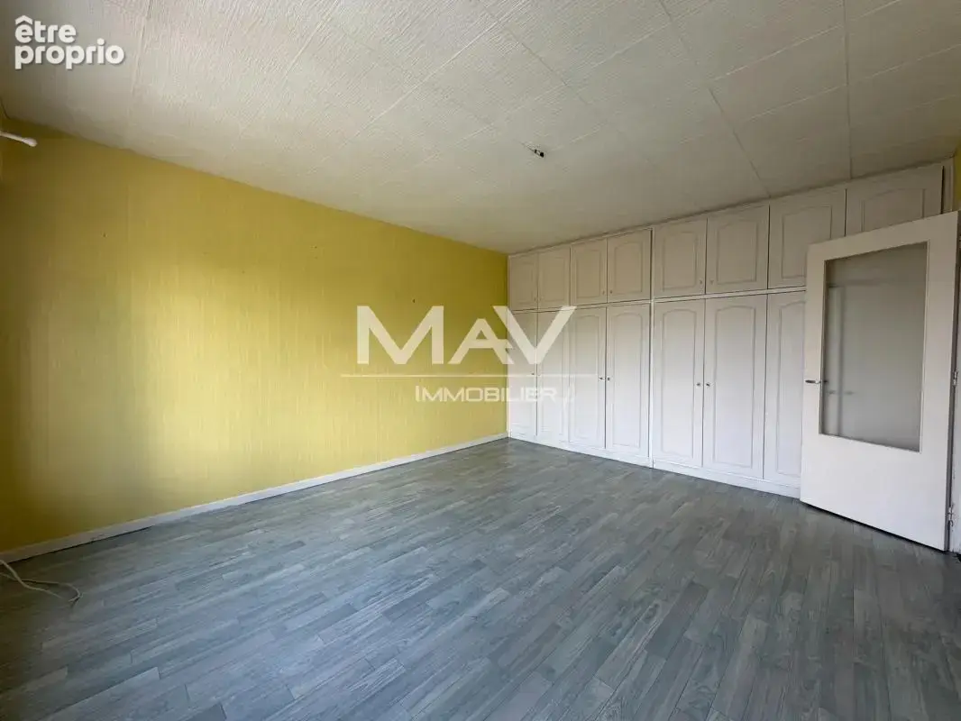 Appartement 46 m² à Tourcoing  - photo 2