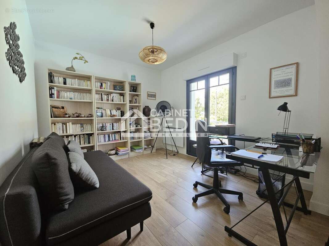 Maison à LE BOUSCAT