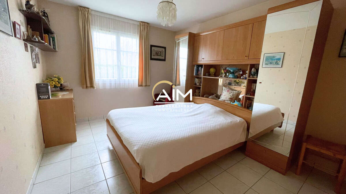 Maison à MONTLOUIS-SUR-LOIRE