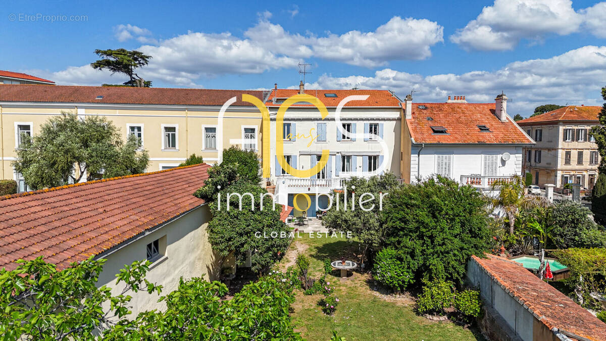 Appartement à FREJUS