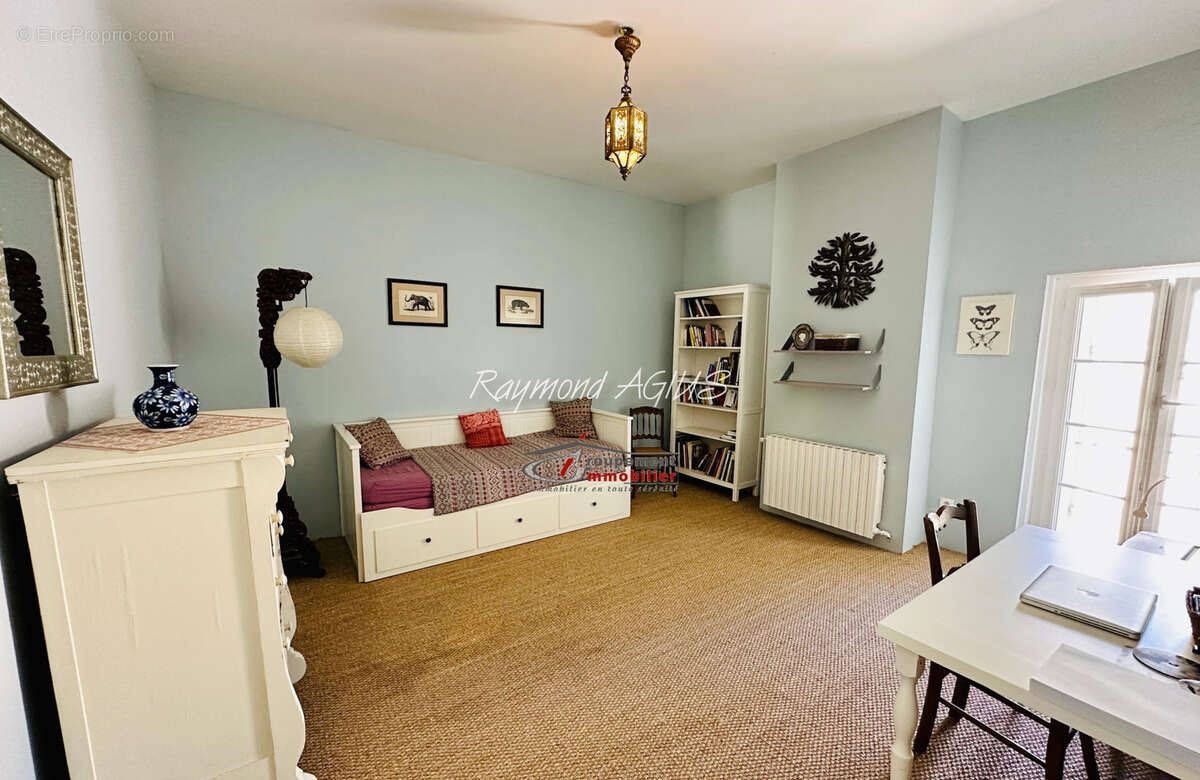 Maison à PORT-SAINTE-FOY-ET-PONCHAPT