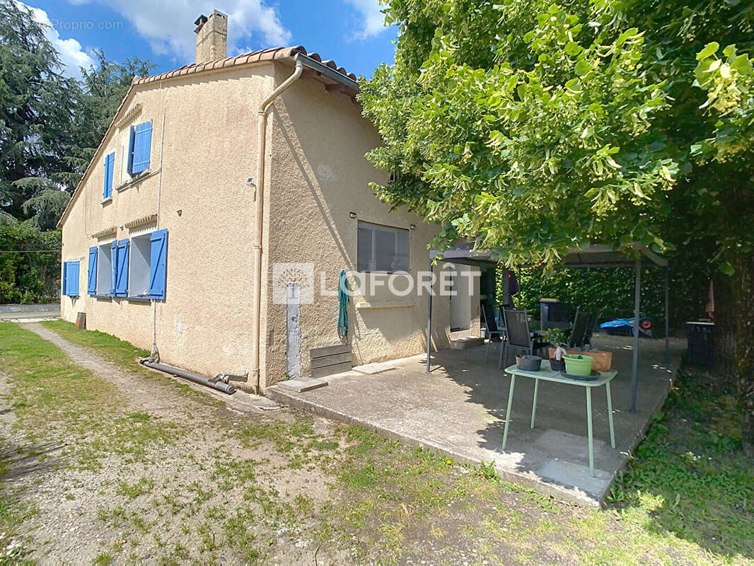 Maison à SAINT-PORQUIER