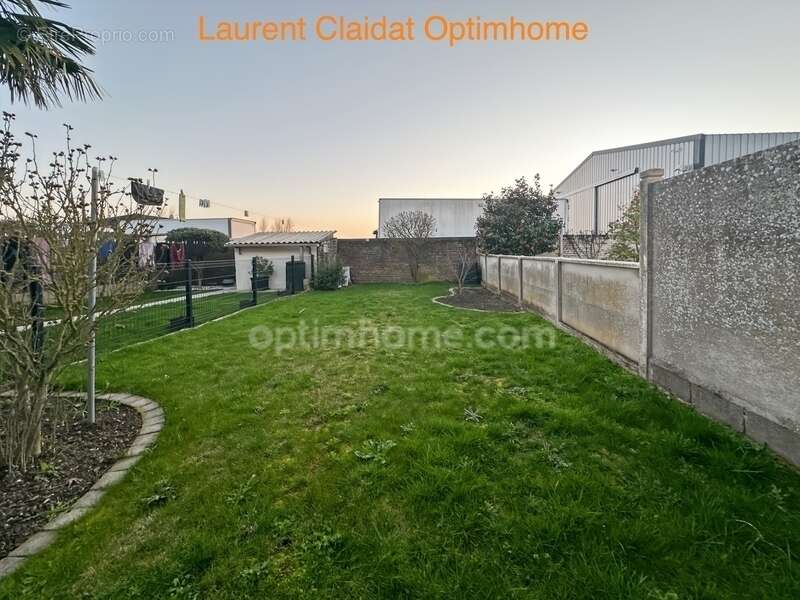 Maison à SAINT-QUENTIN