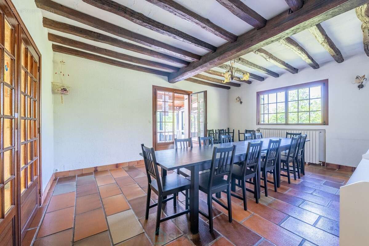 Maison à NANTEAU-SUR-LUNAIN