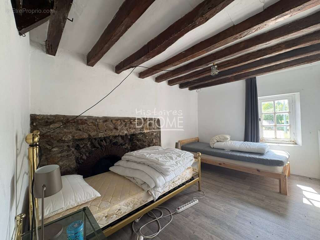 Maison à MONTOLIVET
