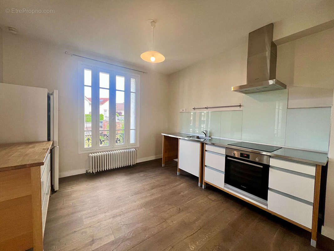 Maison 4 pièces à vendre à Brie Comte Robert - 335 000 - photo 9