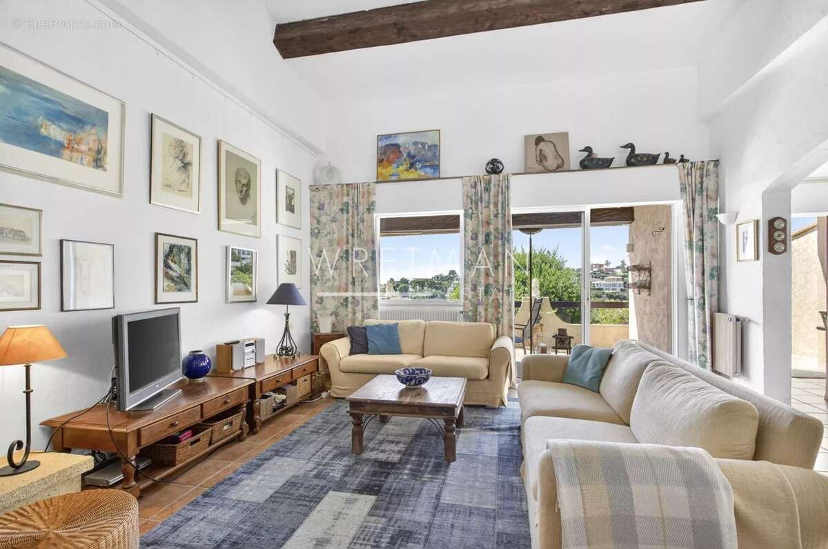 Maison à FREJUS