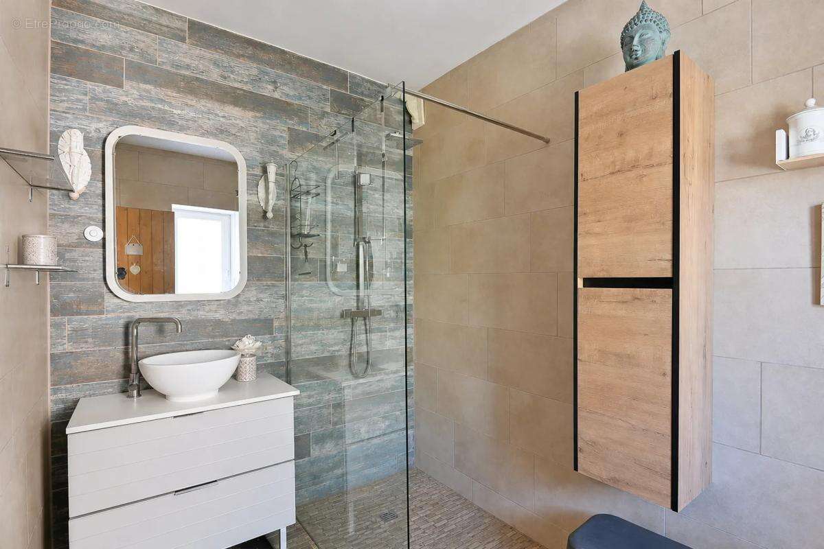 Maison de 5 pièces de 135 m² à Pont-Saint-Esprit - photo 15