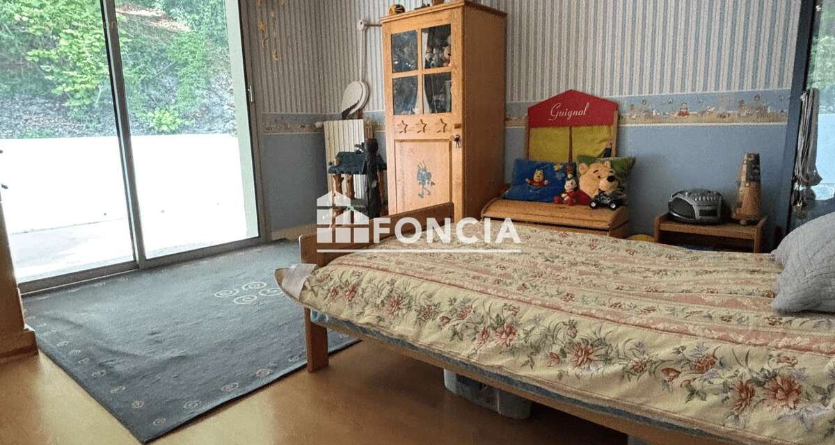 Maison a fort potentiel - photo 10
