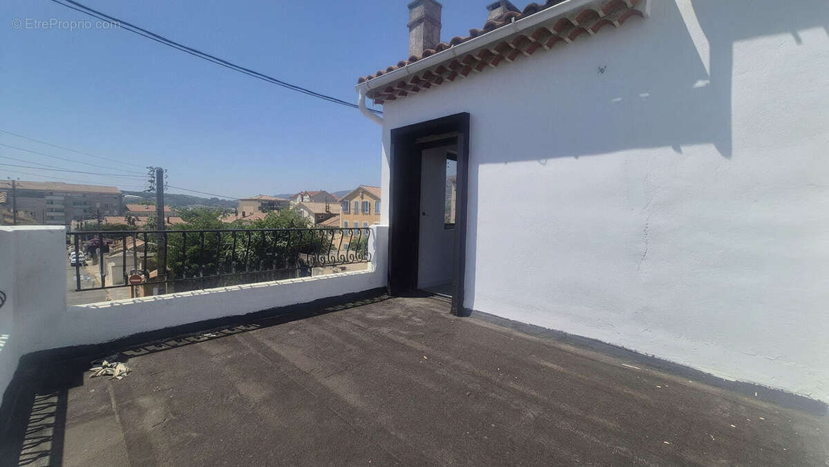 Appartement Toulon 3 pièce(s) 57 m2 - photo 3
