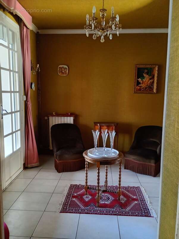Maison 165 m² à Chateaubernard  - photo 5