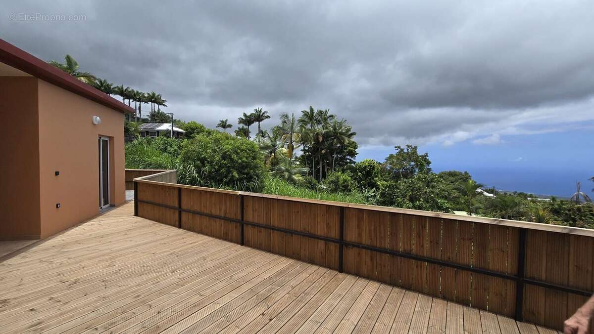 Maison à LES AVIRONS