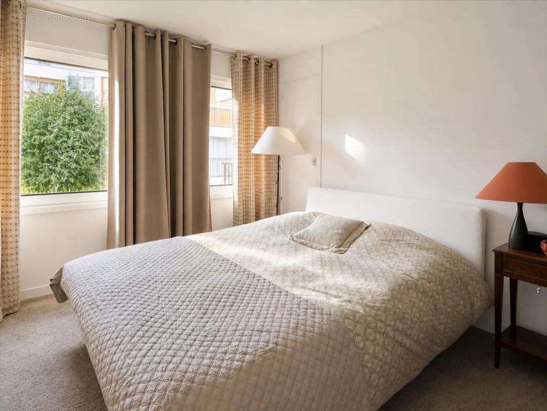 Le Chesnay-Rocquencourt — Résidence Parly II — Appartement familial 93 m² avec 3 chambres, loggia, box et cave - photo 8
